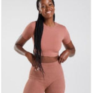 Gymshark x Whitney Short Sleeve Crop Top - Canyon Red